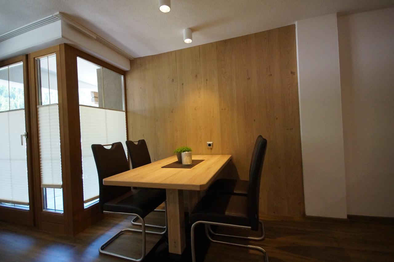 Appartementhaus Nadine Langenfeld Ngoại thất bức ảnh